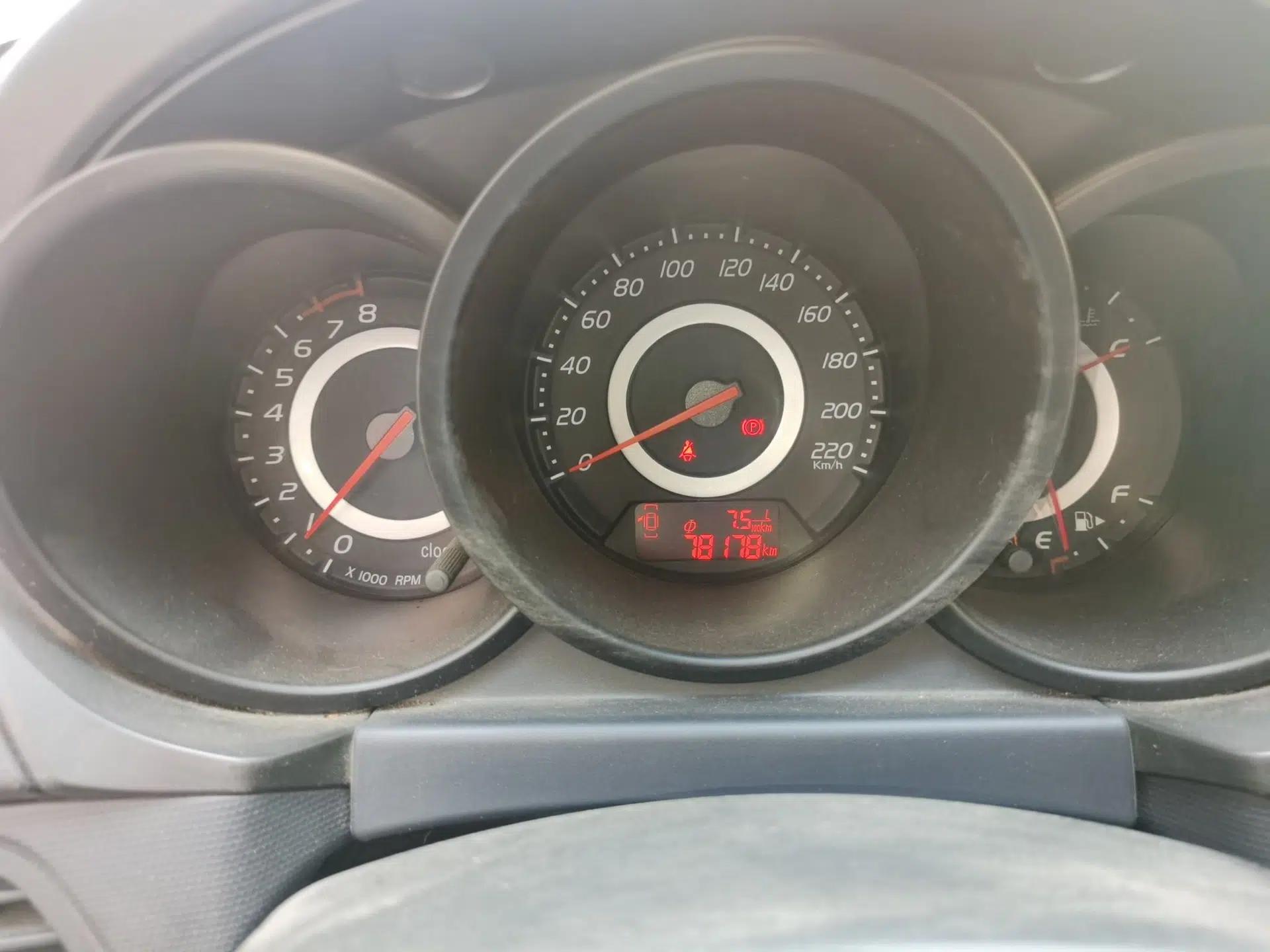 Chery A3 2010 Facelifted Hatchback 1.6L Manual – Ambition Trim — миниатюра 12