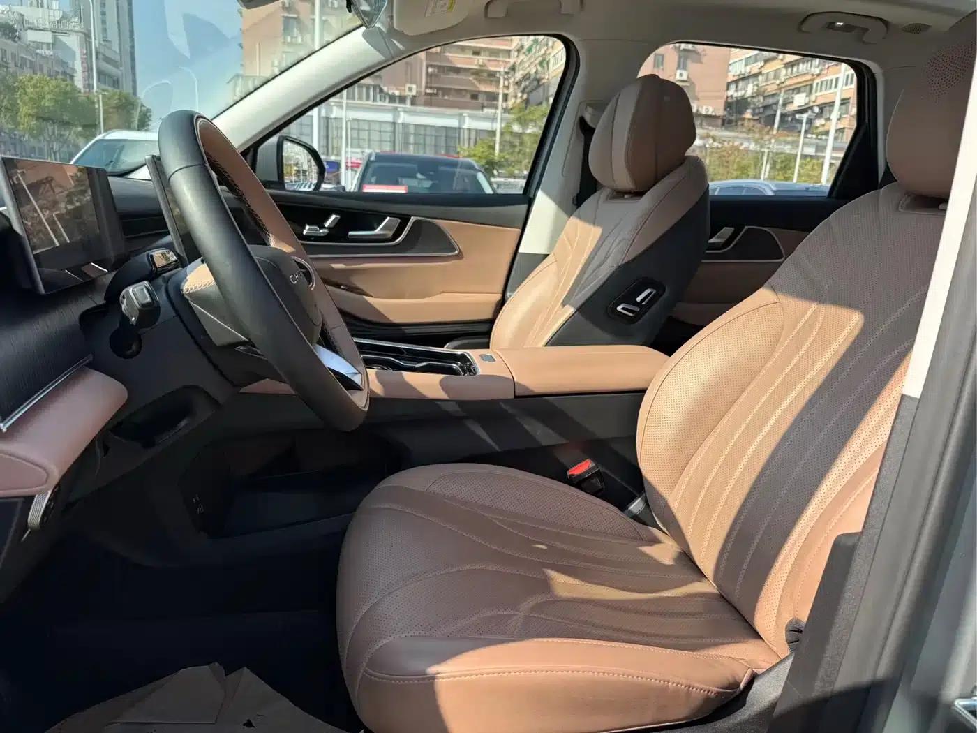 Chery Tiggo 8L 2024 2.0T 2WD Premium Edition 5-seater — миниатюра 9