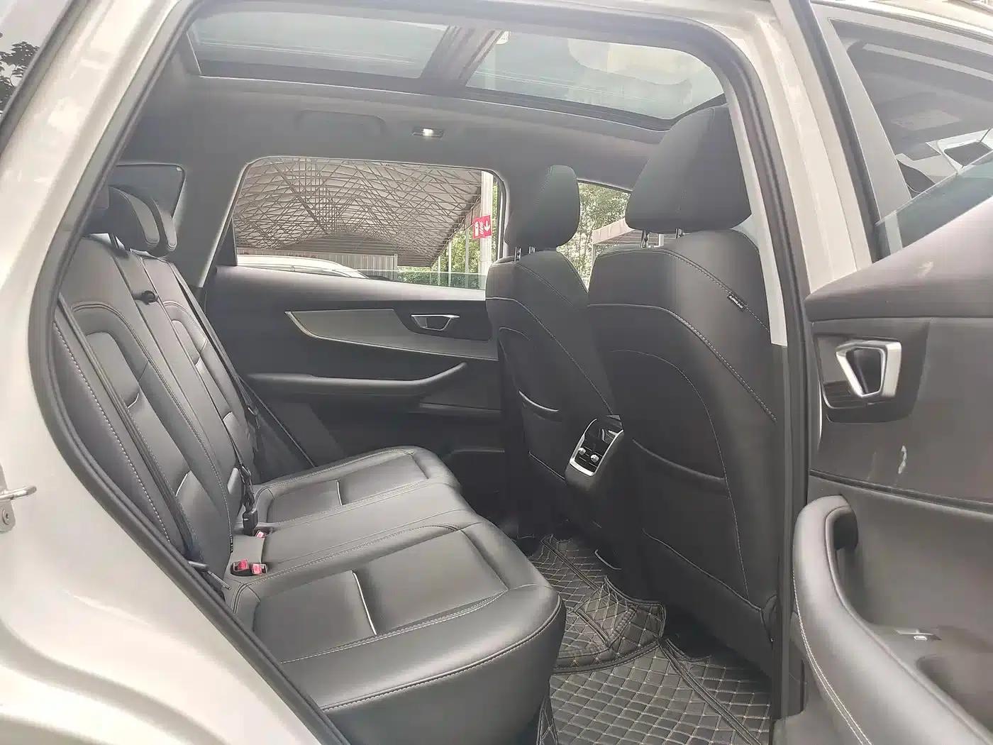 Chery Tiggo 7 PLUS 2022 1.5T CVT Luxury+ — миниатюра 16