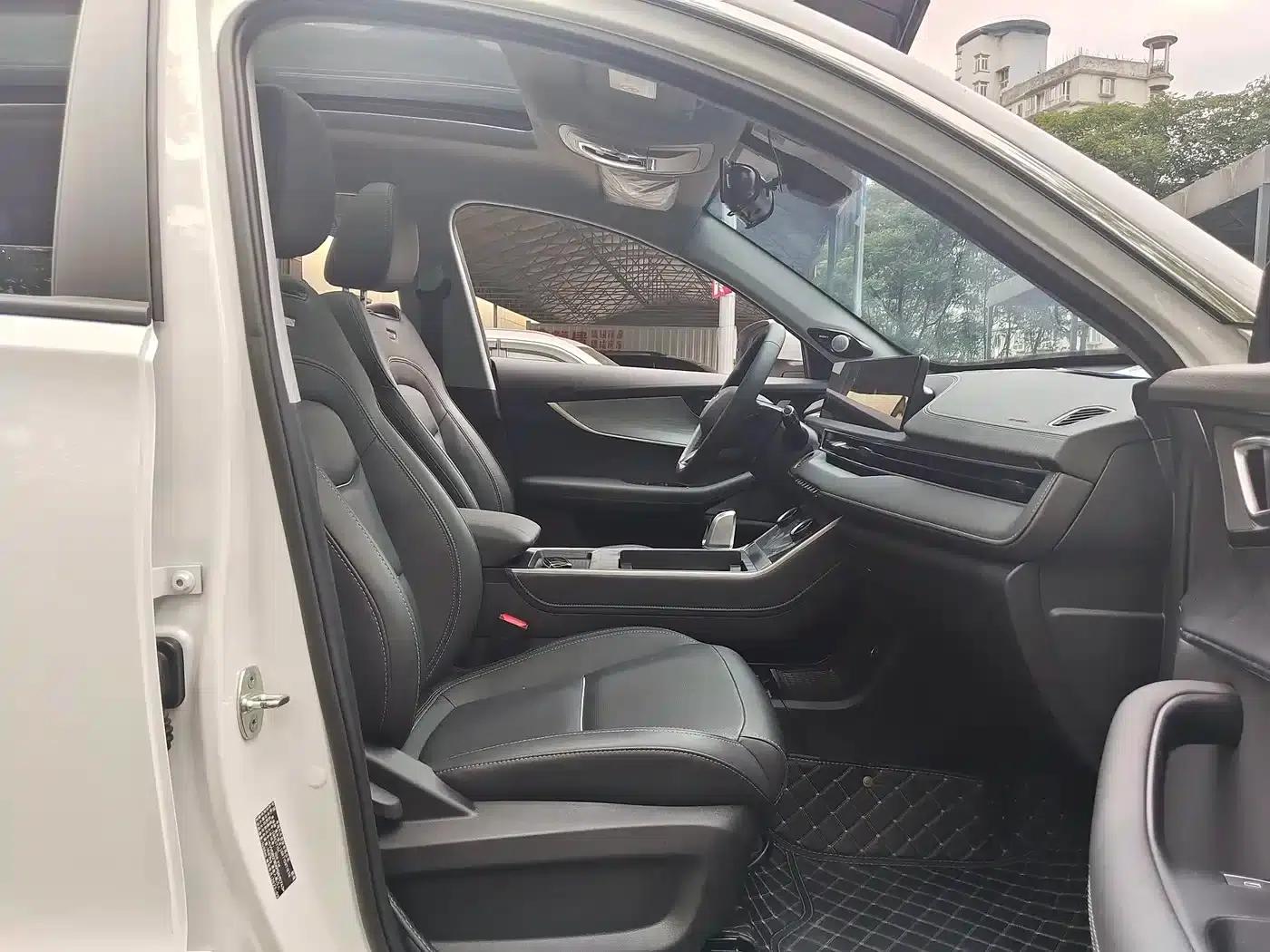 Chery Tiggo 7 PLUS 2022 1.5T CVT Luxury+ — миниатюра 18