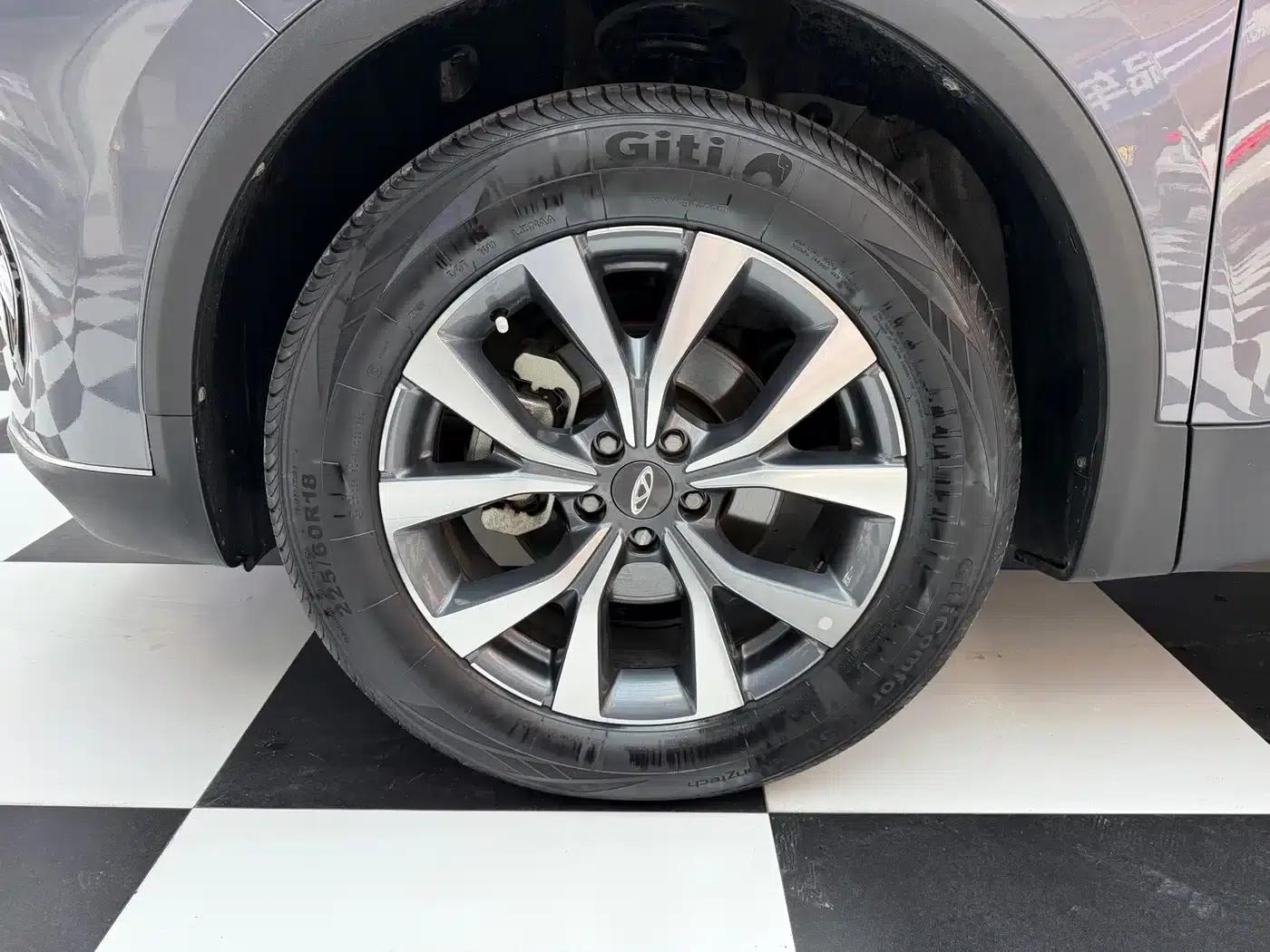 Chery Tiggo 7 PLUS 2021 1.5T CVT Premium Edition — миниатюра 4