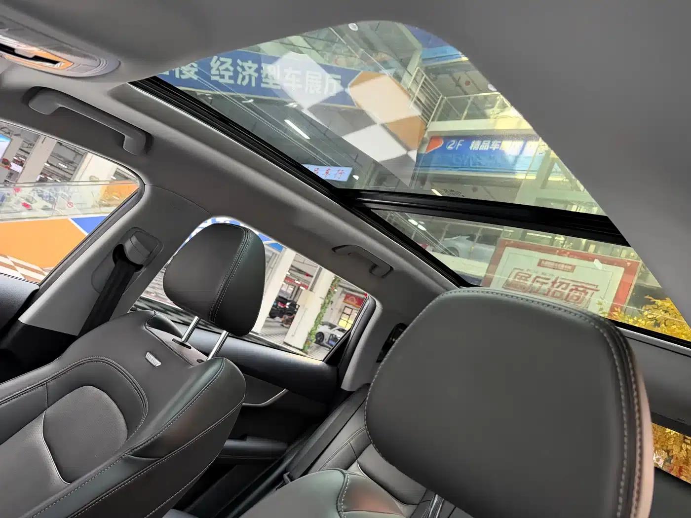 Chery Tiggo 7 PLUS 2021 1.5T CVT Premium Edition — миниатюра 9