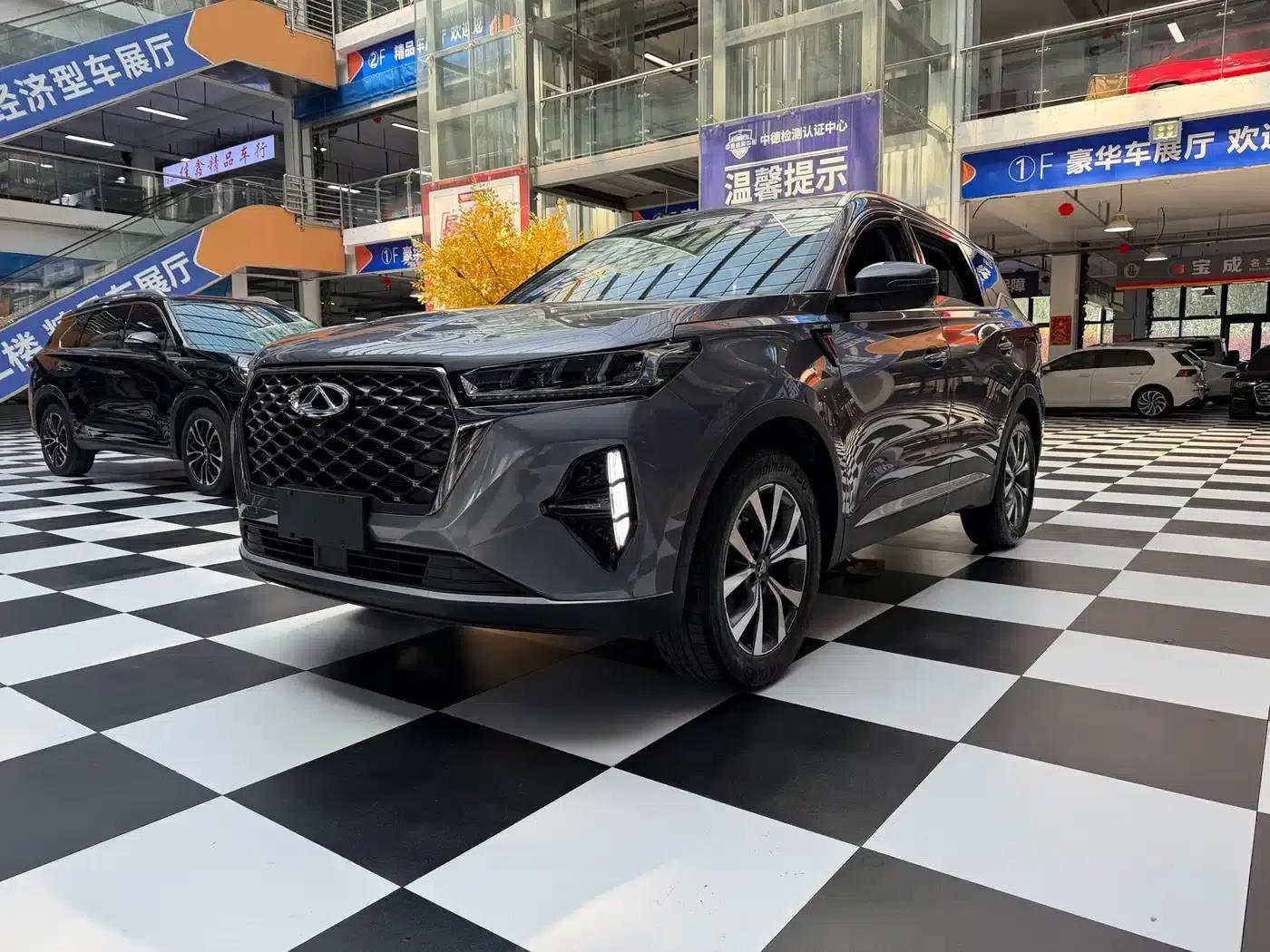 Chery Tiggo 7 PLUS 2022 1.5T CVT Premium+ — миниатюра 1