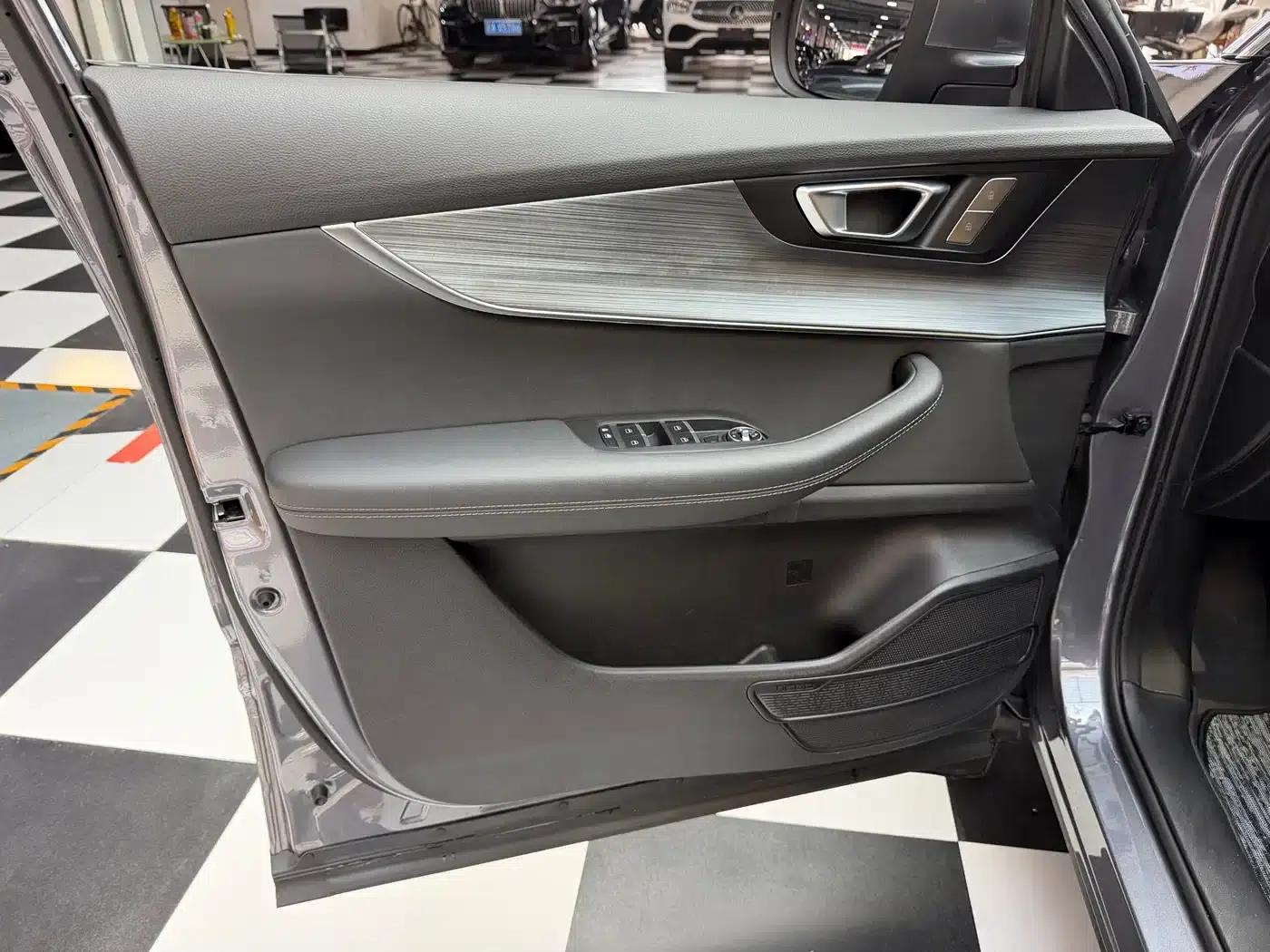 Chery Tiggo 7 PLUS 2022 1.5T CVT Premium+ — миниатюра 6
