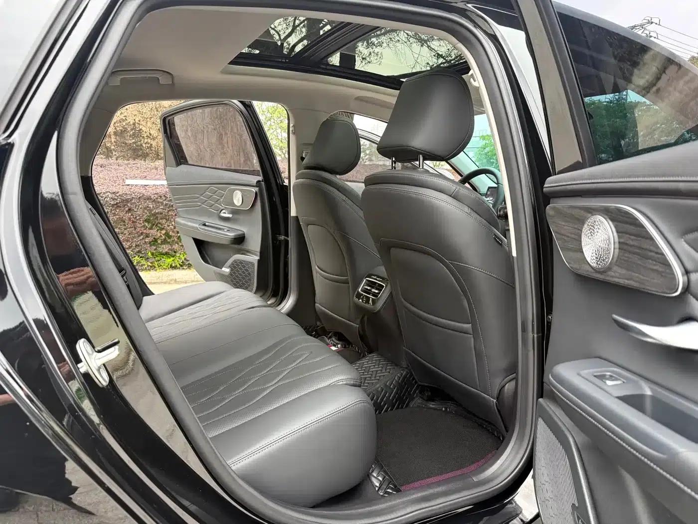 Chery Arrizo 8 PRO 2025 1.6T DCT Luxury Edition — миниатюра 13