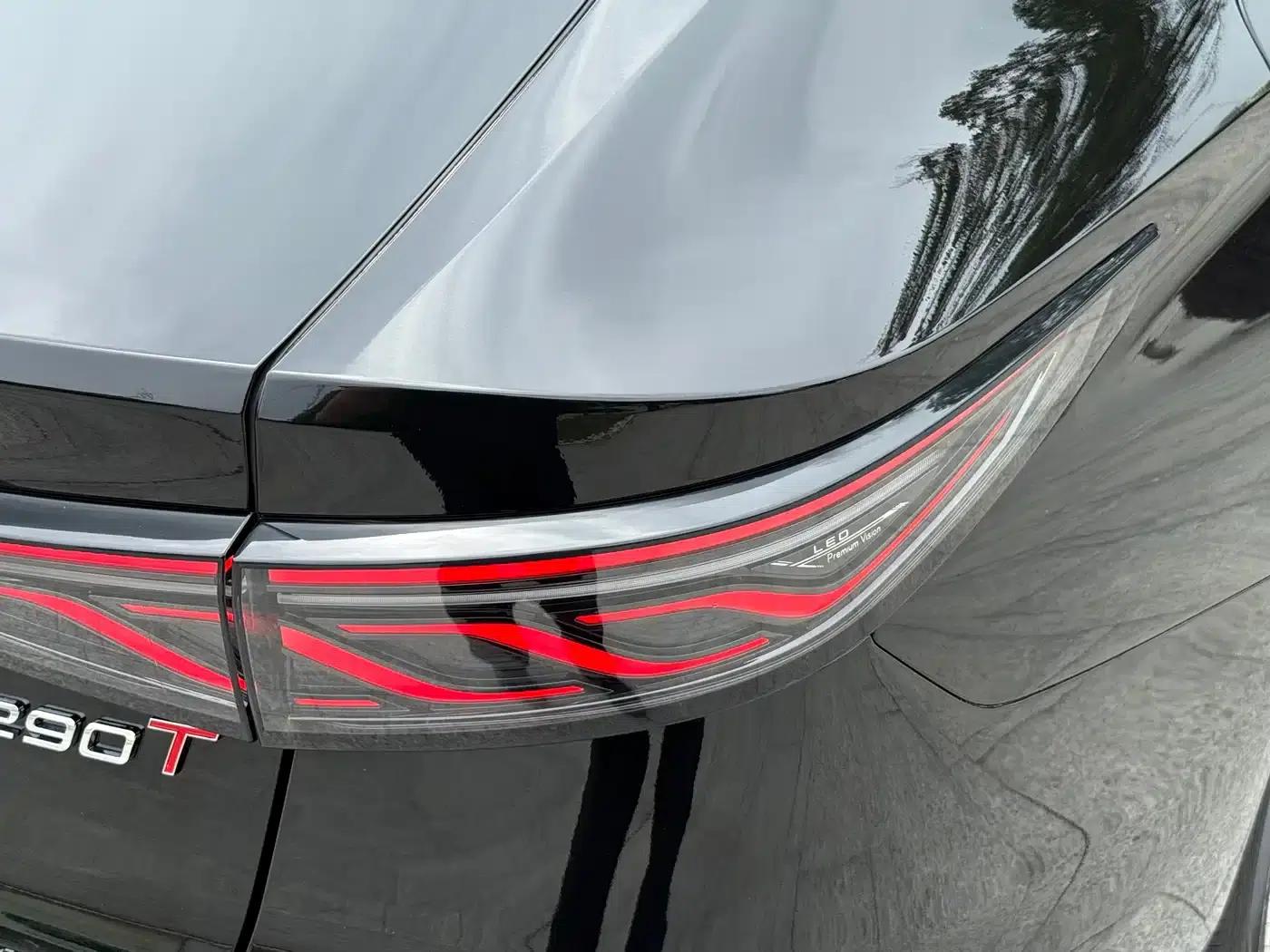 Chery Arrizo 8 PRO 2025 1.6T DCT Luxury Edition — миниатюра 20
