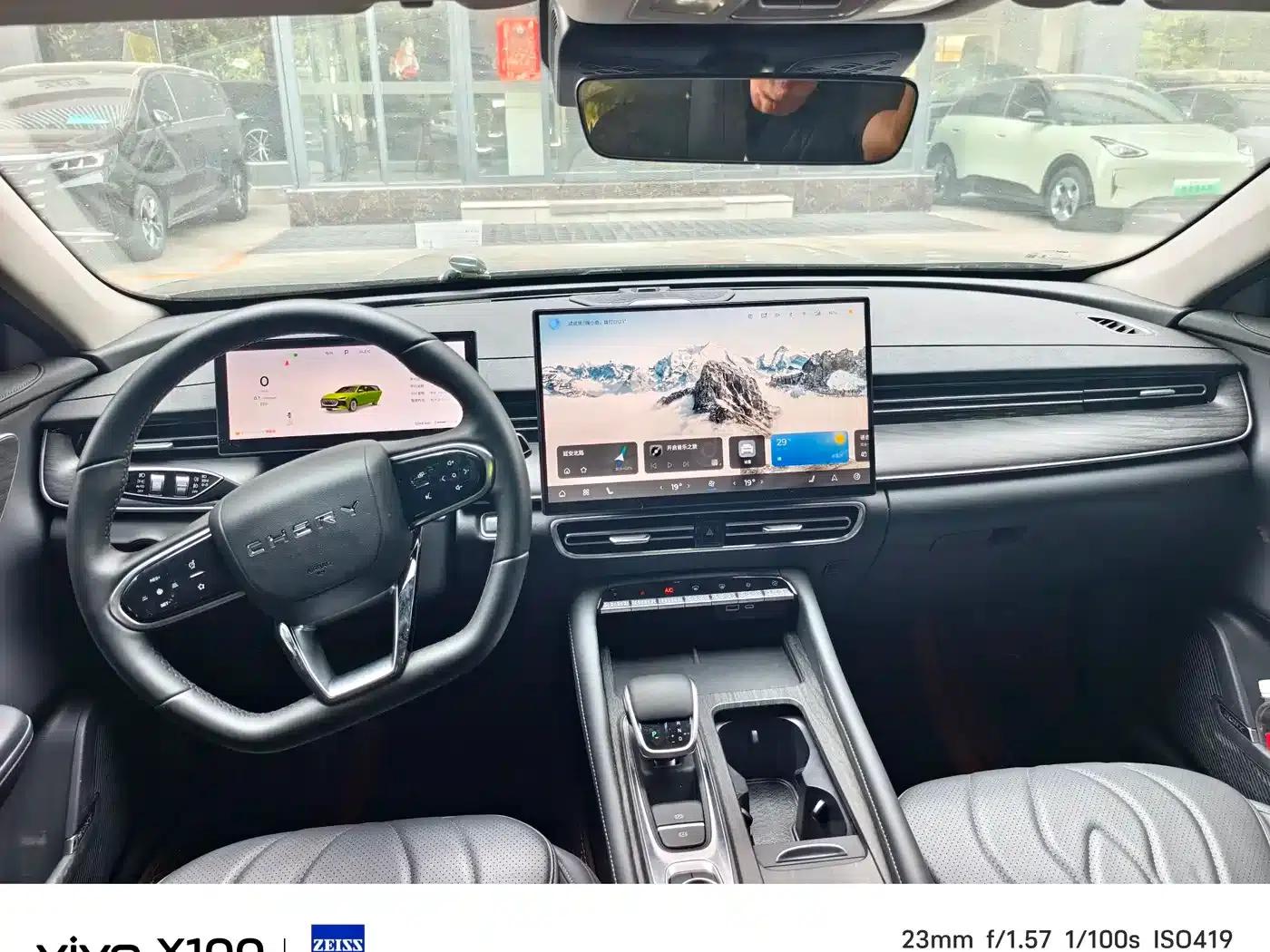 Chery Arrizo 8 PRO 2025 1.6T DCT Luxury Edition — миниатюра 6