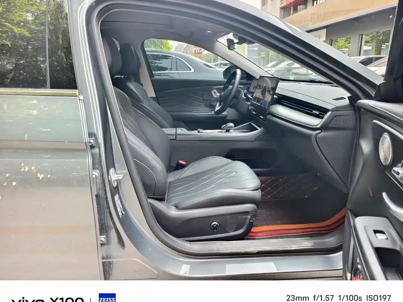 Chery Arrizo 8 PRO 2025 1.6T DCT Luxury Edition — миниатюра 9