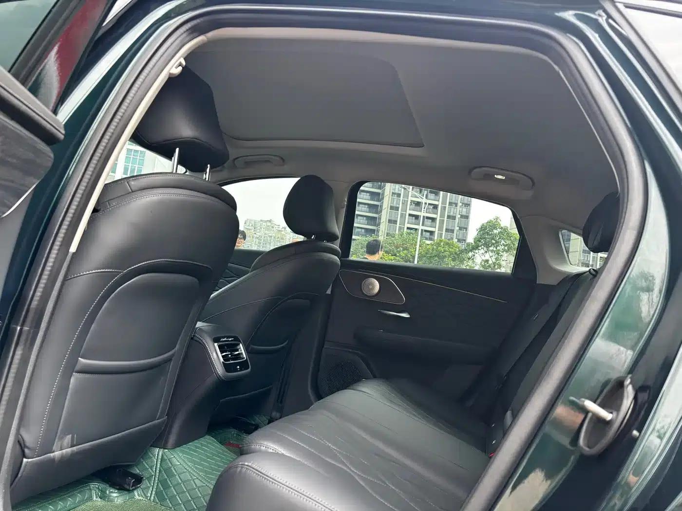 Chery Arrizo 8 PRO 2025 2.0T DCT Premium Edition — миниатюра 5