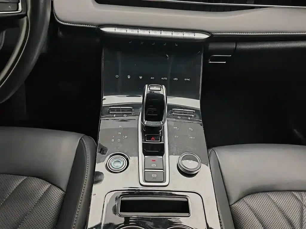 Chery Tiggo 8 PLUS Kunpeng e+ 2022 PHEV 1.5T Style e+ — миниатюра 13