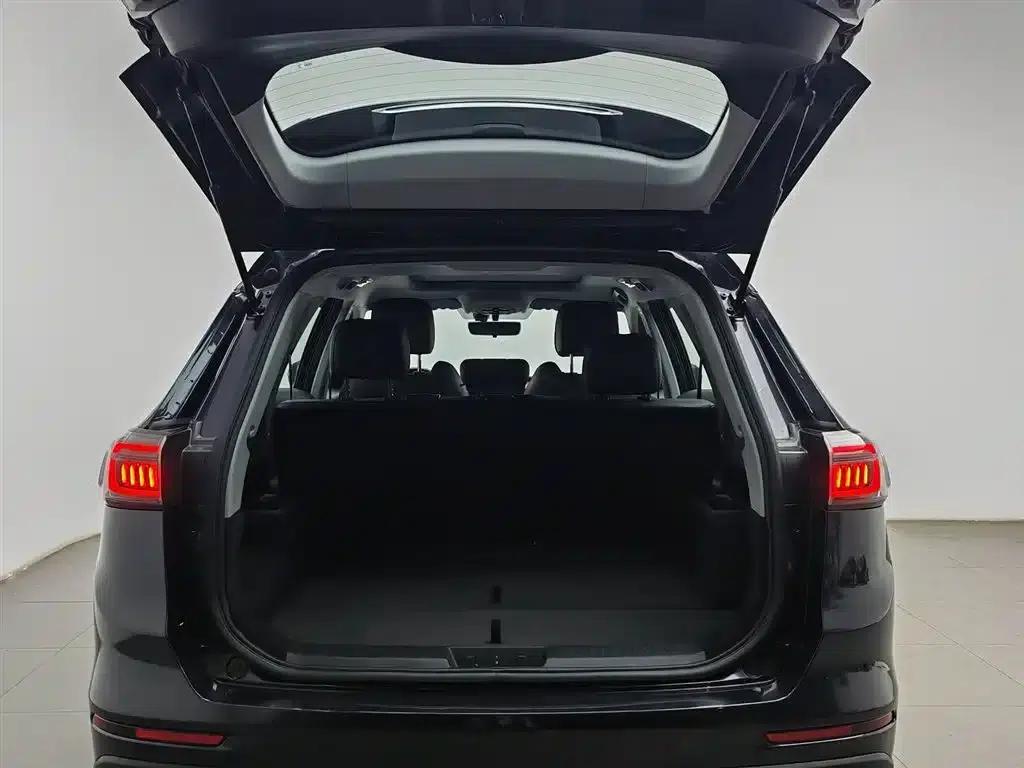 Chery Tiggo 8 PLUS Kunpeng e+ 2022 PHEV 1.5T Style e+ — миниатюра 16
