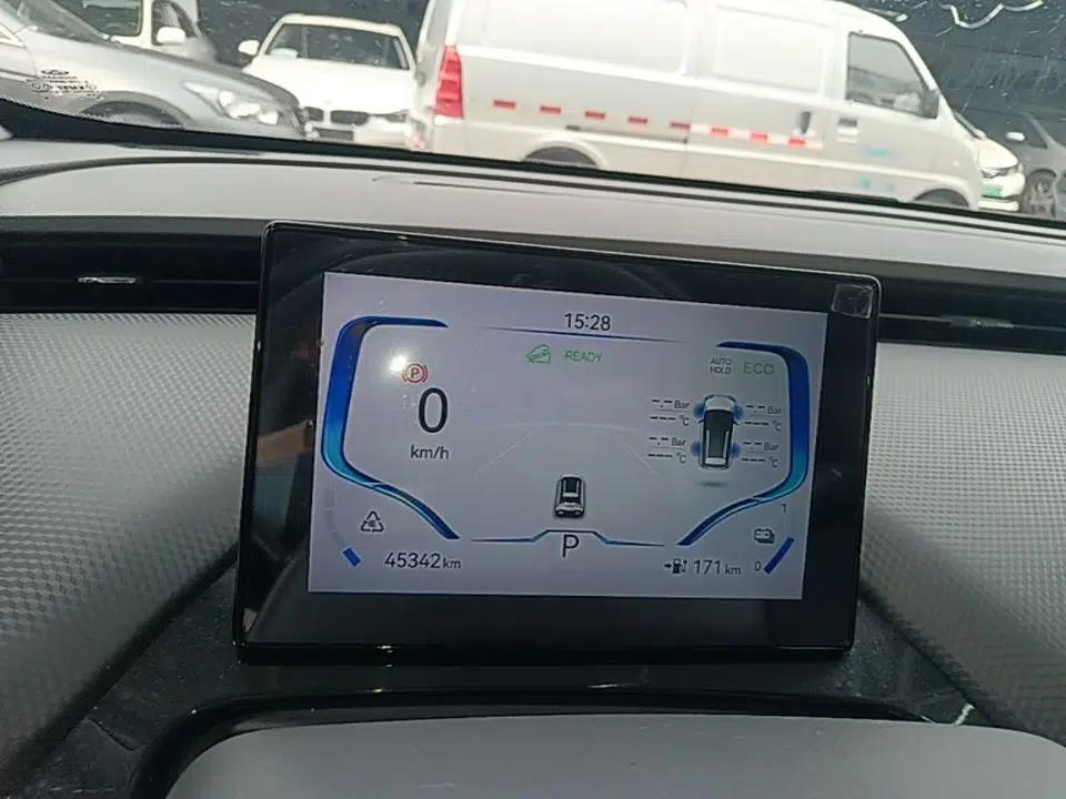 Chery New Energy Boundless Pro 2022 301km "WoW" Edition Lithium Iron Phosphate — миниатюра 15