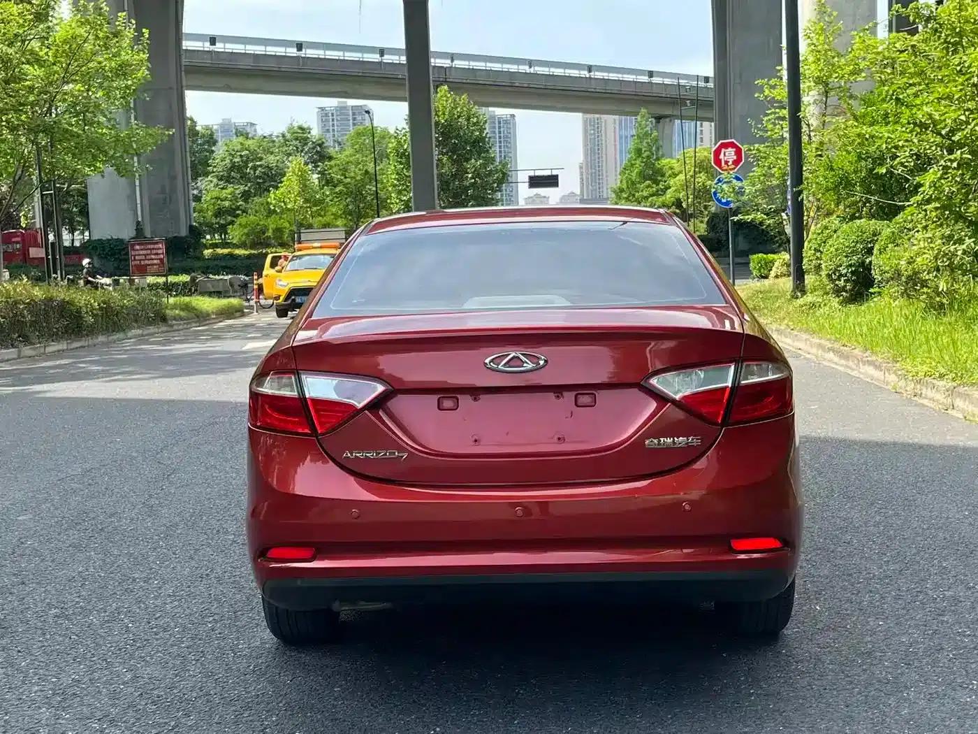 Chery Arrizo 7 2013 1.6L Manual Elite Edition — миниатюра 6