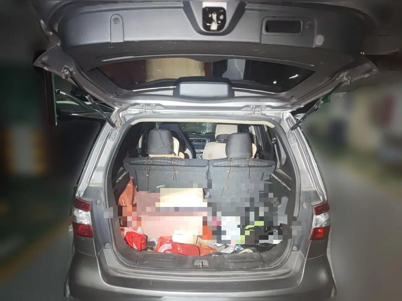 Nissan Livina 2013 Jinrui 1.6XL CVT Comfort Edition — миниатюра 20