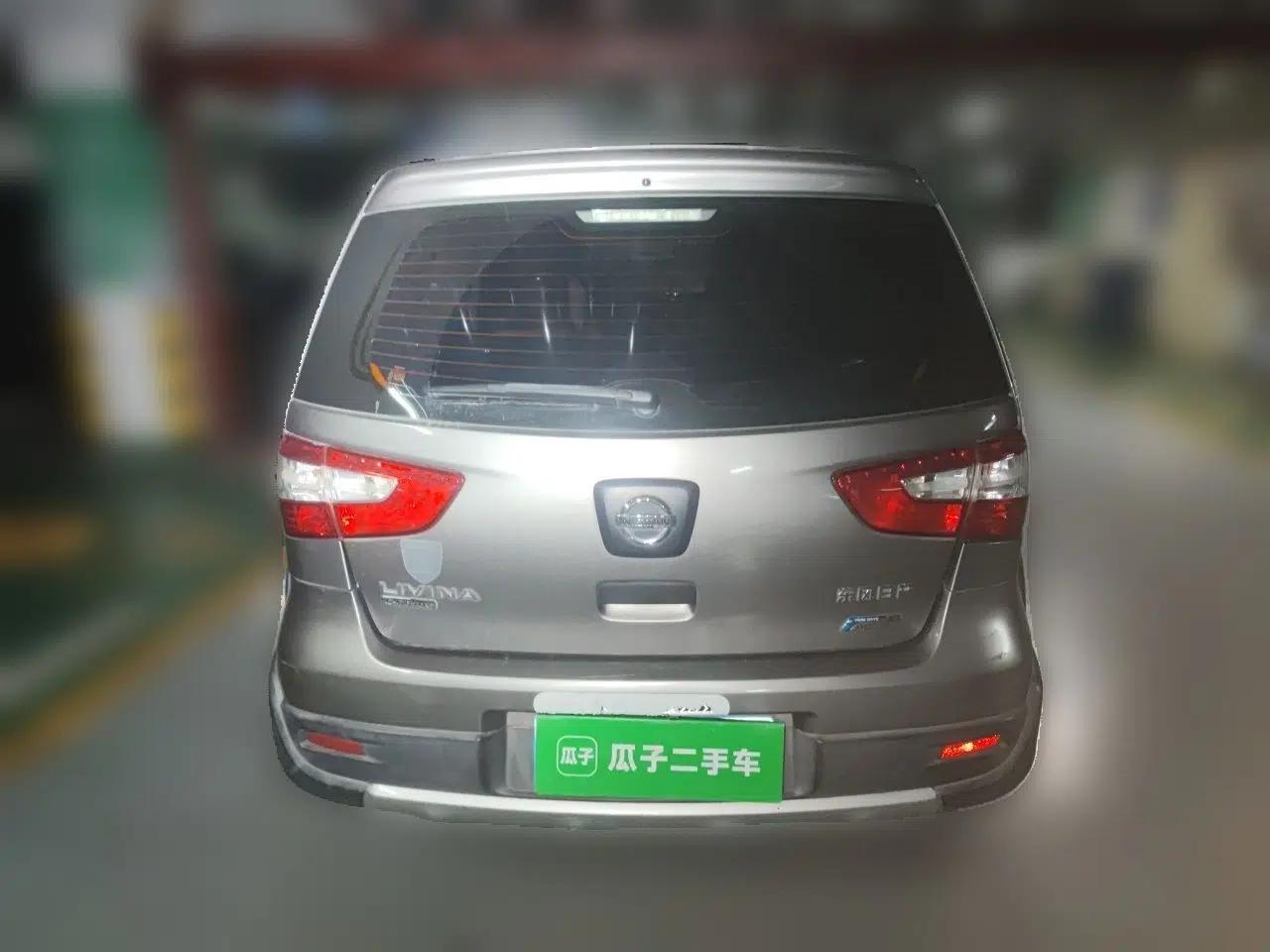 Nissan Livina 2013 Jinrui 1.6XL CVT Comfort Edition — миниатюра 5