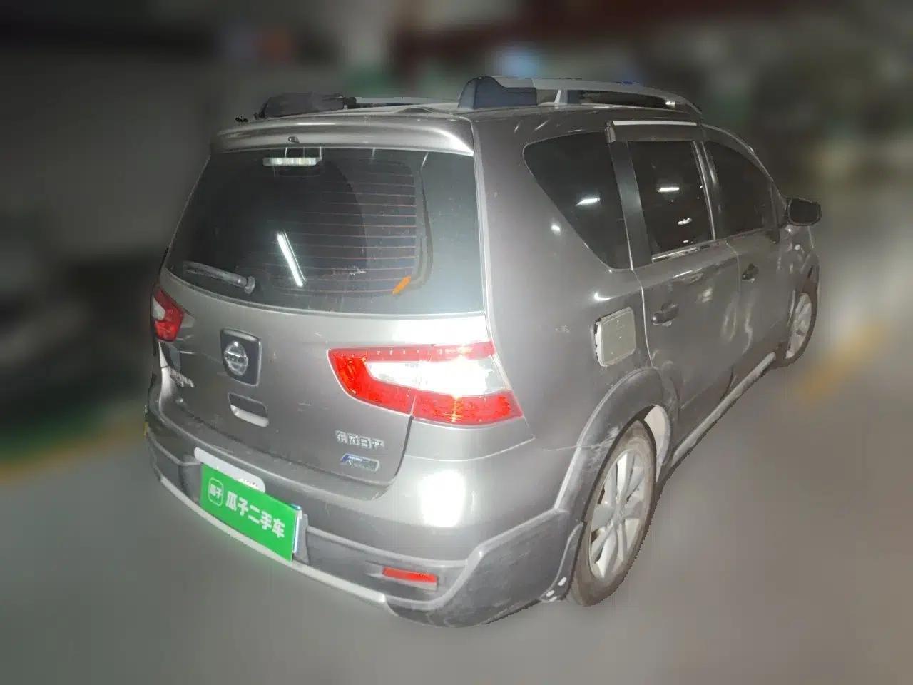 Nissan Livina 2013 Jinrui 1.6XL CVT Comfort Edition — миниатюра 6