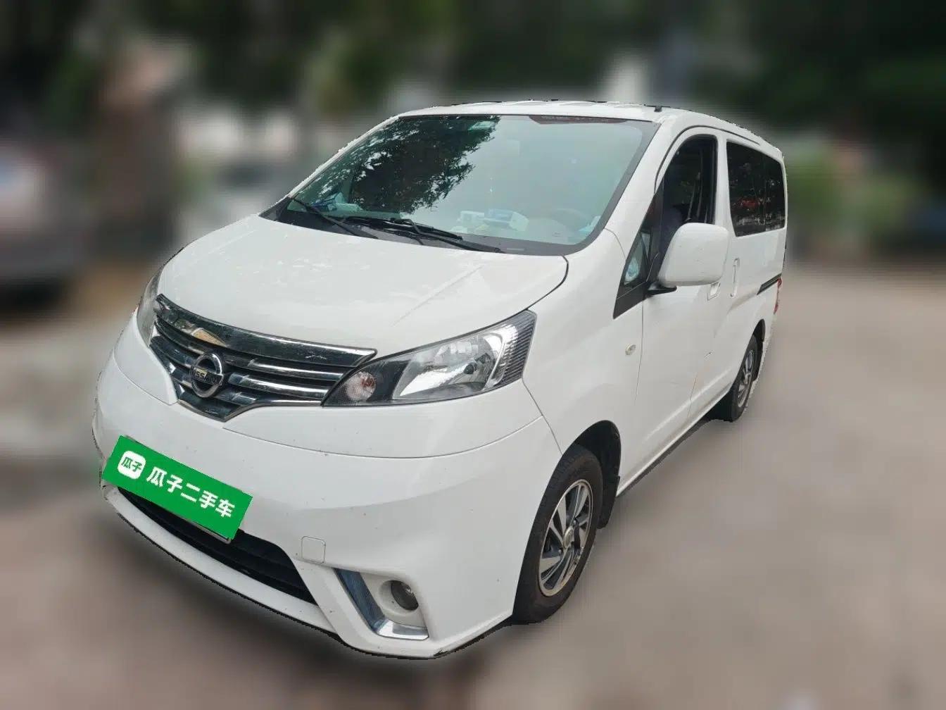 Nissan NV200 2018 1.6L CVT Luxury Model — миниатюра 1
