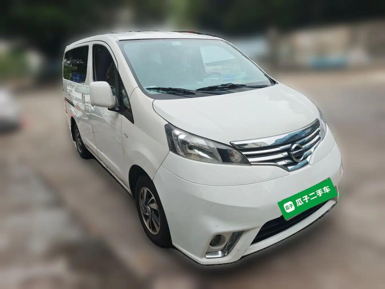 Nissan NV200 2018 1.6L CVT Luxury Model — миниатюра 3