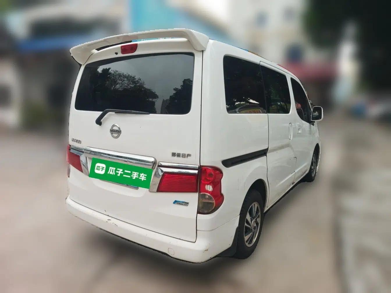 Nissan NV200 2018 1.6L CVT Luxury Model — миниатюра 6