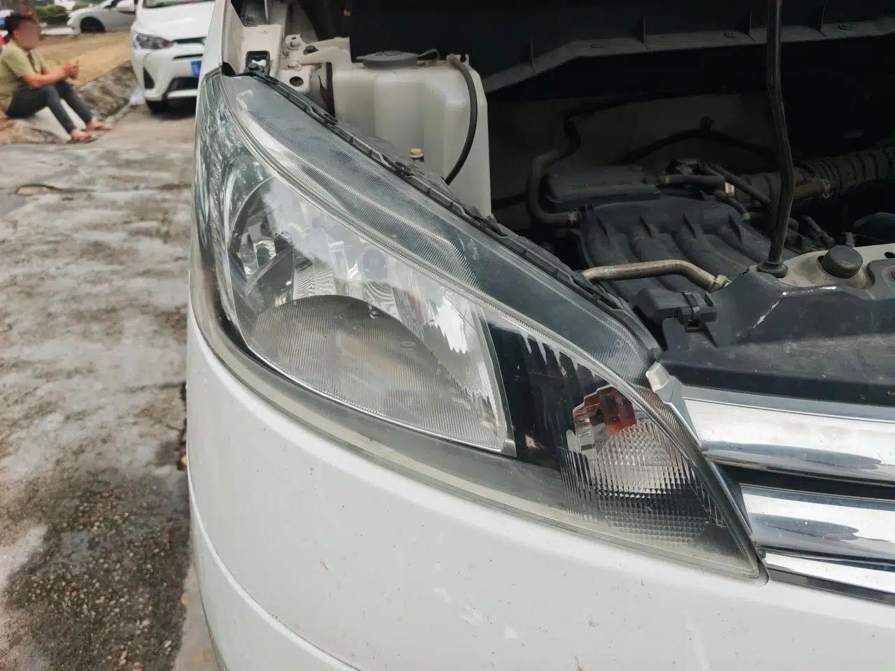 Nissan NV200 2018 1.6L CVT Luxury Model — миниатюра 7