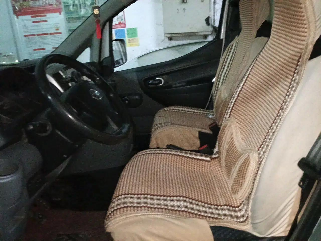 Nissan NV200 2012 1.6L 232 Seats Luxury Version — миниатюра 16