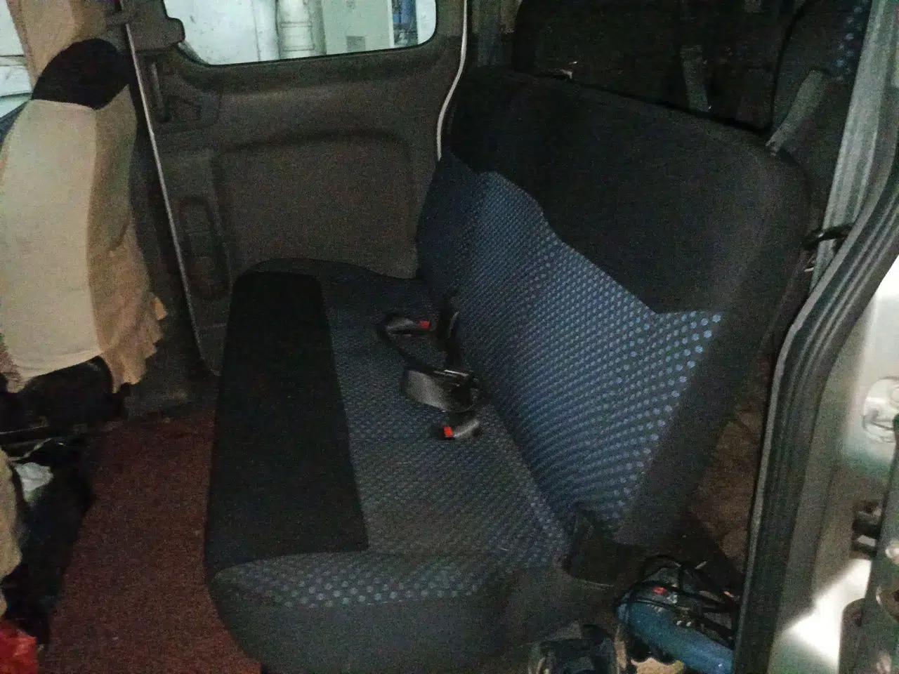Nissan NV200 2012 1.6L 232 Seats Luxury Version — миниатюра 18