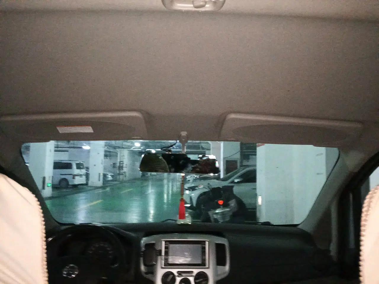 Nissan NV200 2012 1.6L 232 Seats Luxury Version — миниатюра 19