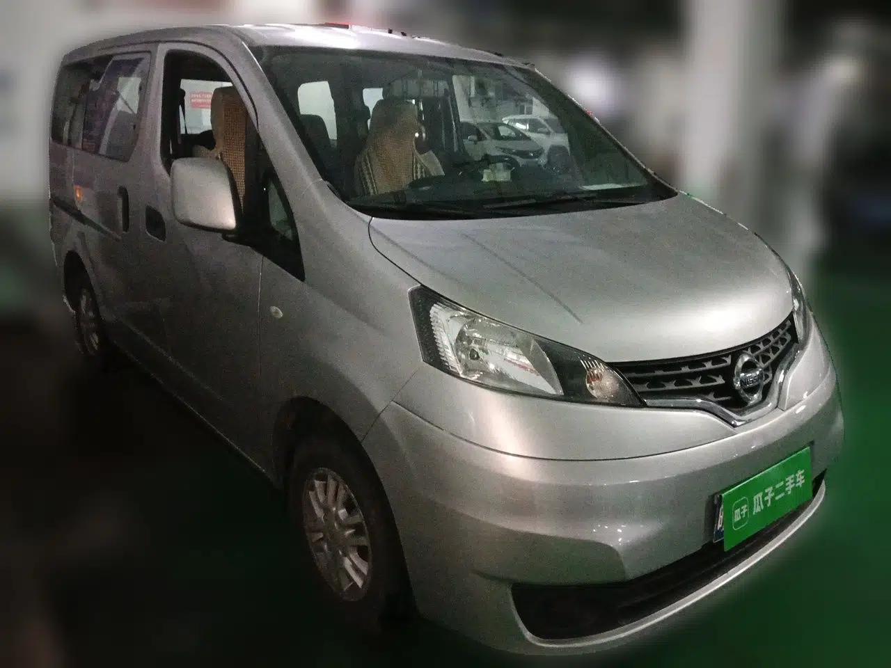 Nissan NV200 2012 1.6L 232 Seats Luxury Version — миниатюра 3