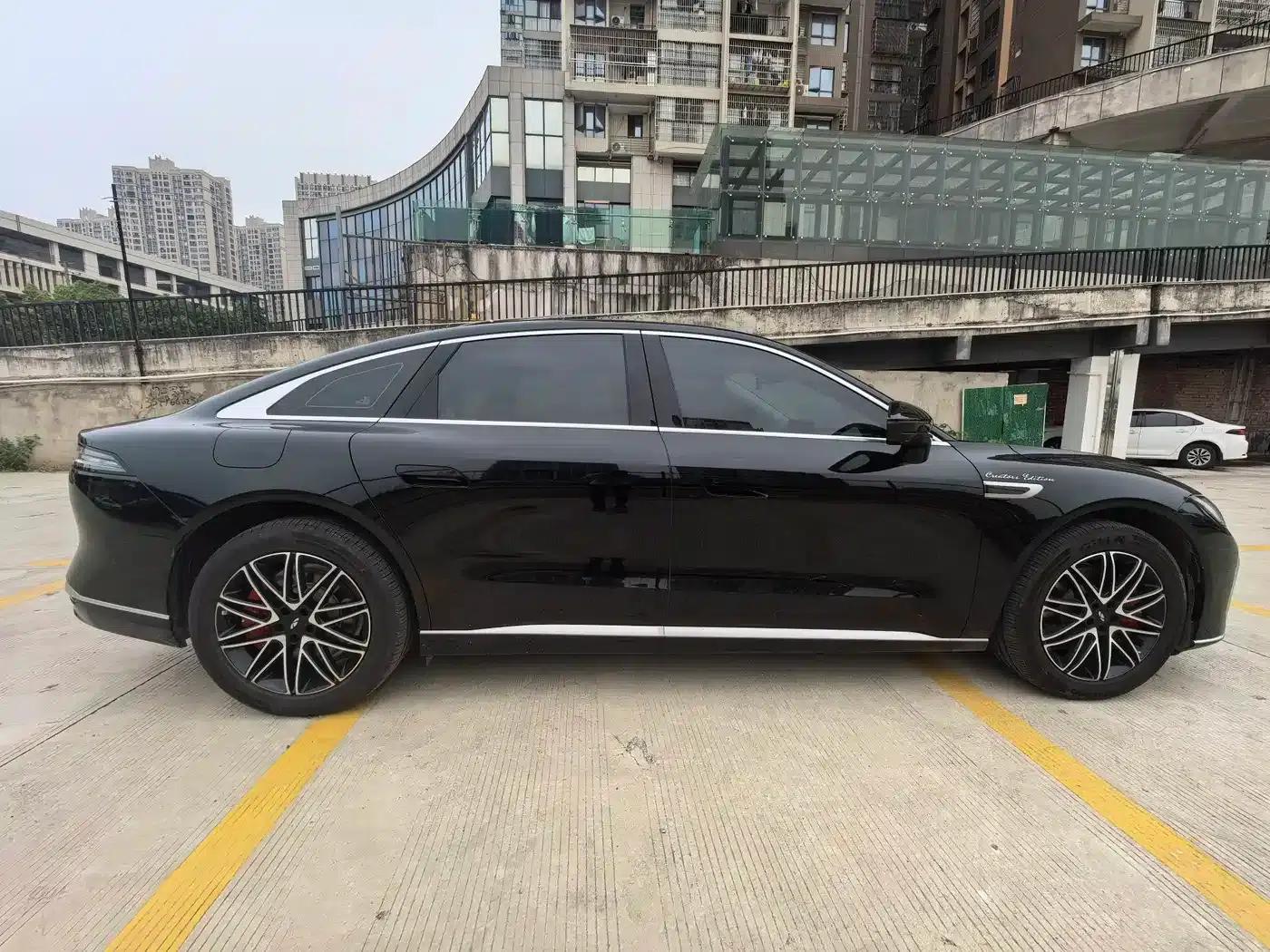 Fengyun A9L 2025 Model 260km Extended Range Luxury Edition — миниатюра 6