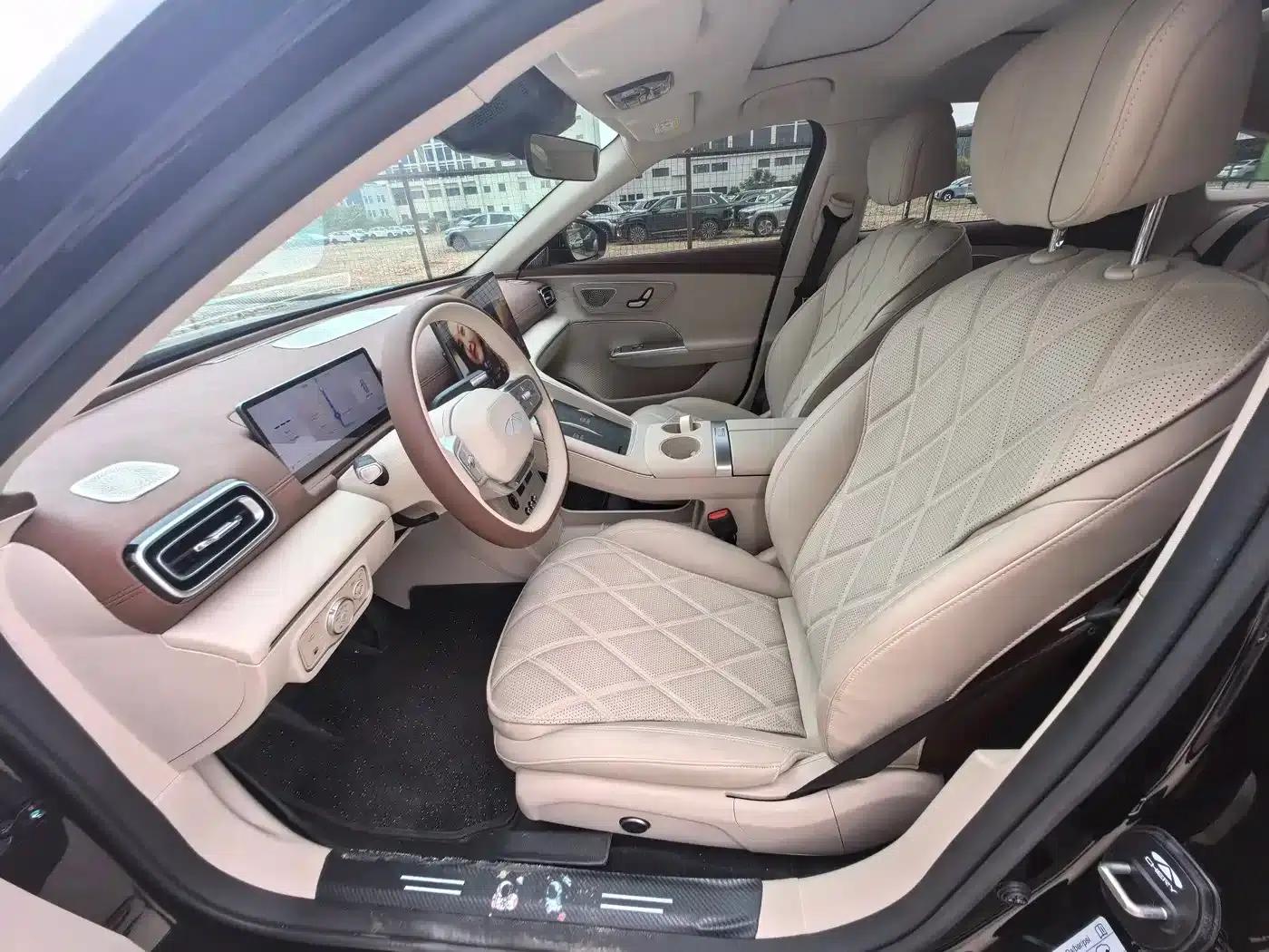 Fengyun A9L 2025 Model 260km Extended Range Luxury Edition — миниатюра 10