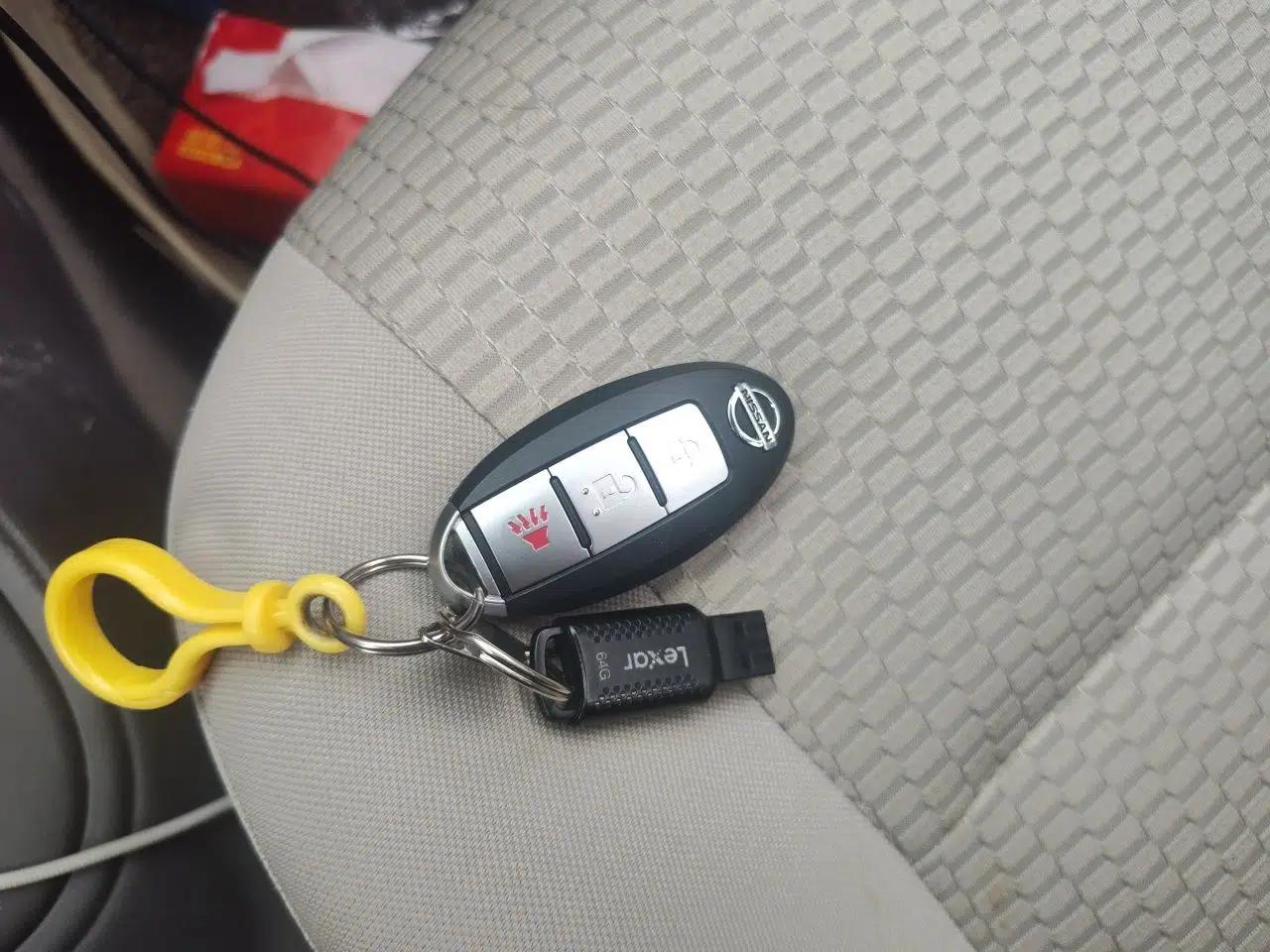 Nissan March 2010 1.5L Automatic Easy-Drive Version — миниатюра 9