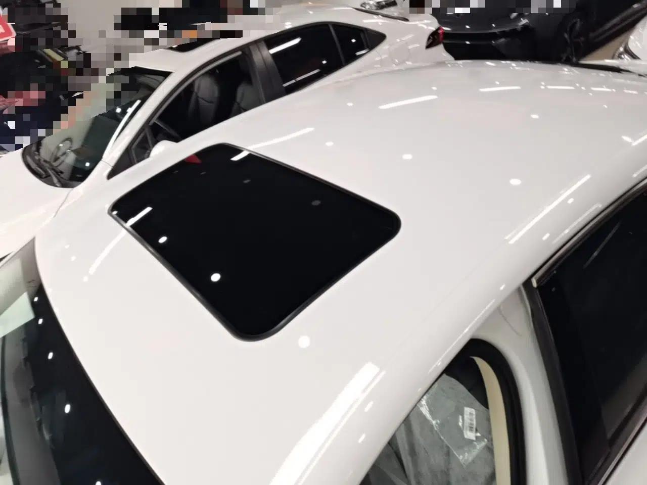 Roewe D7 2025 DMH 125km World Champion Edition — миниатюра 11