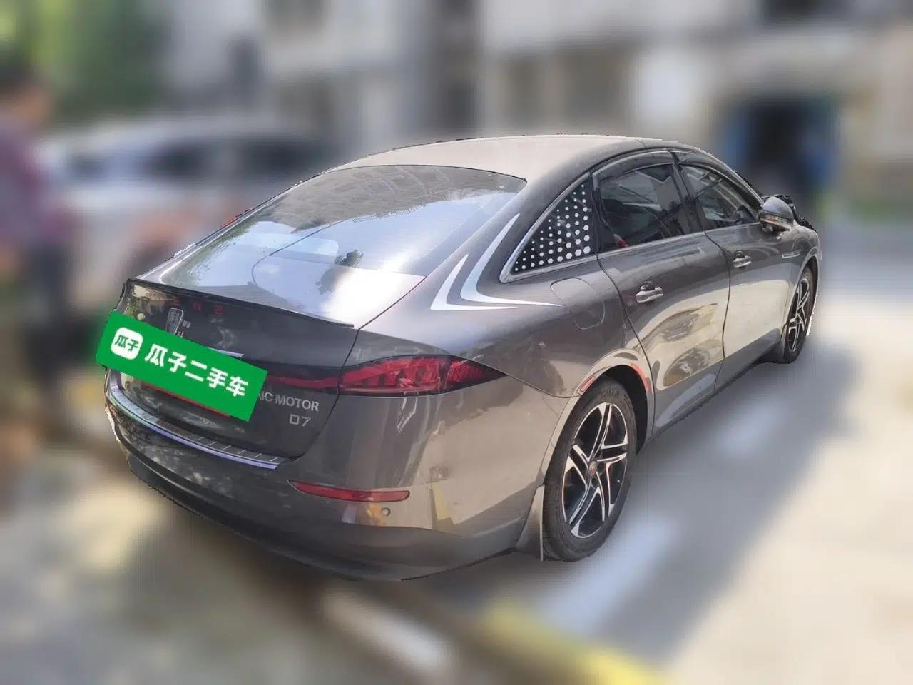 Roewe D7 2023 DMH 125km Superior Edition — миниатюра 6