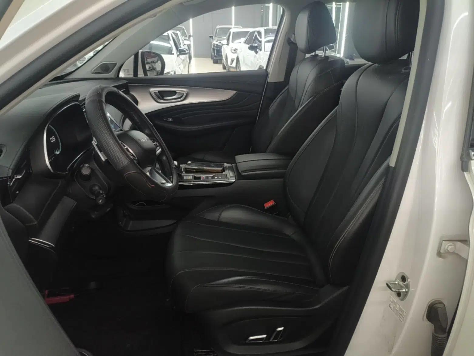 Roewe RX5 MAX 2019 300TGI Automatic Smart Cabin Flagship Edition — миниатюра 18