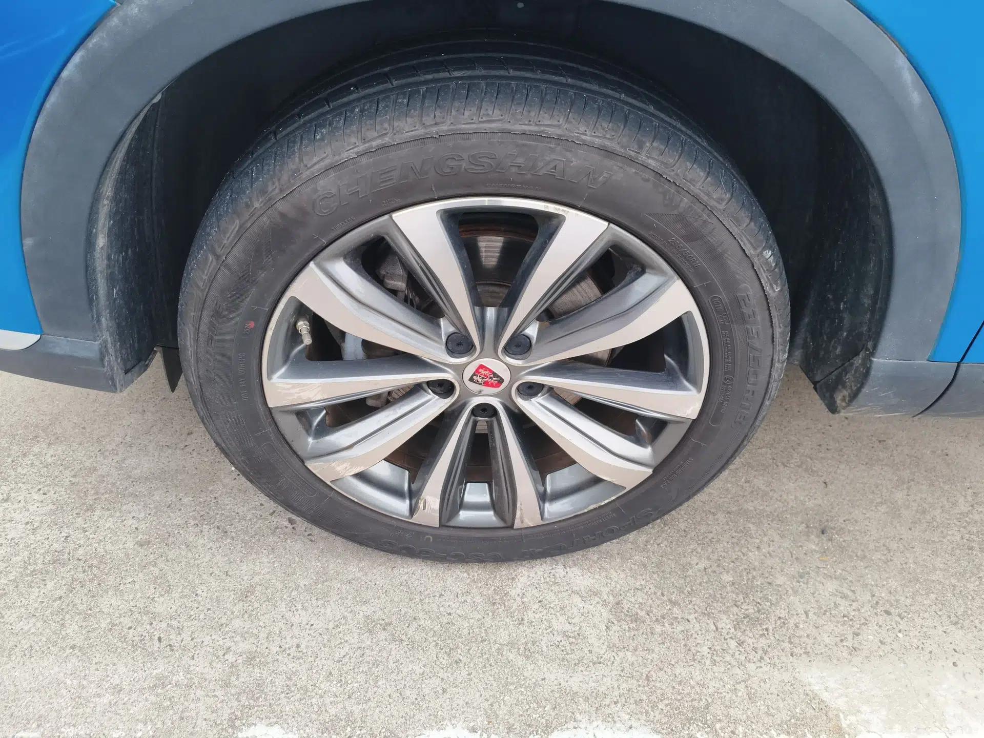 Roewe RX5 MAX 2019 400TGI Automatic Smart Cabin Luxury Edition — миниатюра 9