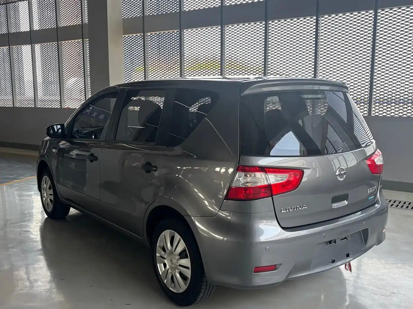 Nissan Livina 2015 1.6XE Manual Comfort Edition — миниатюра 12