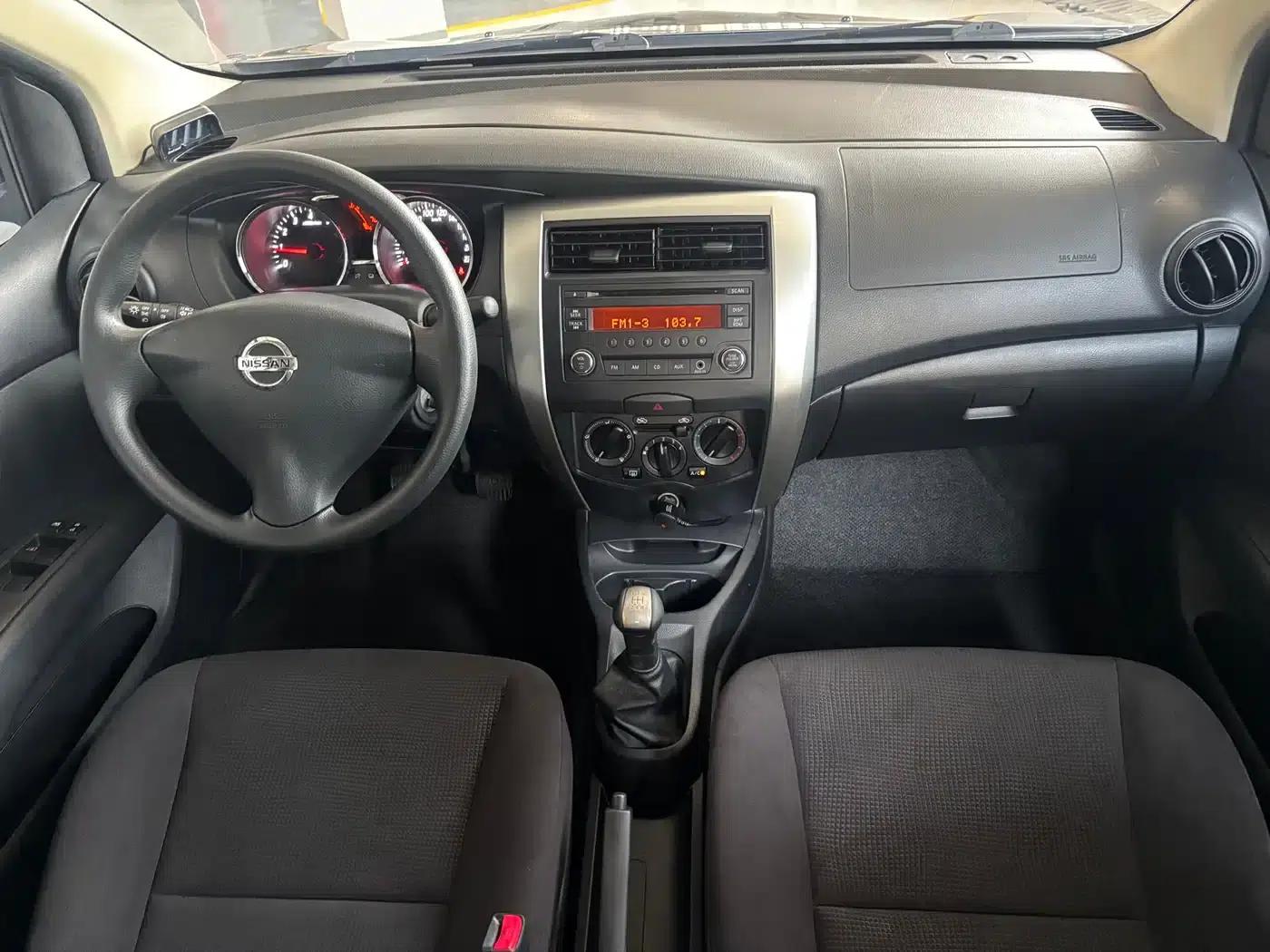 Nissan Livina 2015 1.6XE Manual Comfort Edition — миниатюра 6