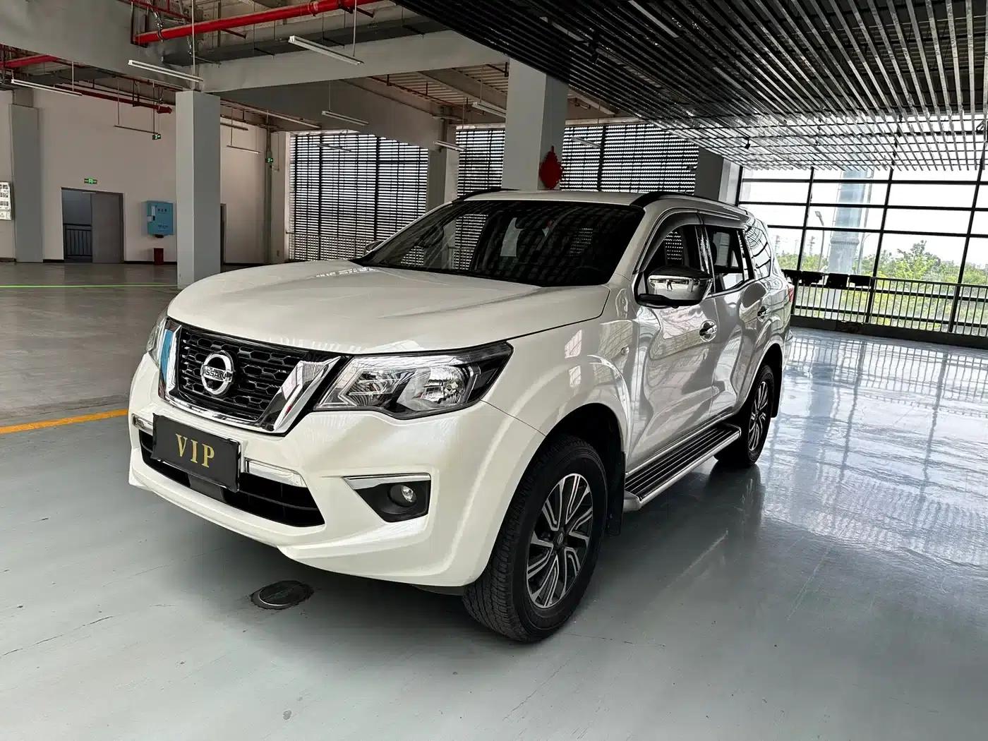 Nissan Terra 2020 2.5L XL Upper Automatic 2WD Luxury Edition — миниатюра 1