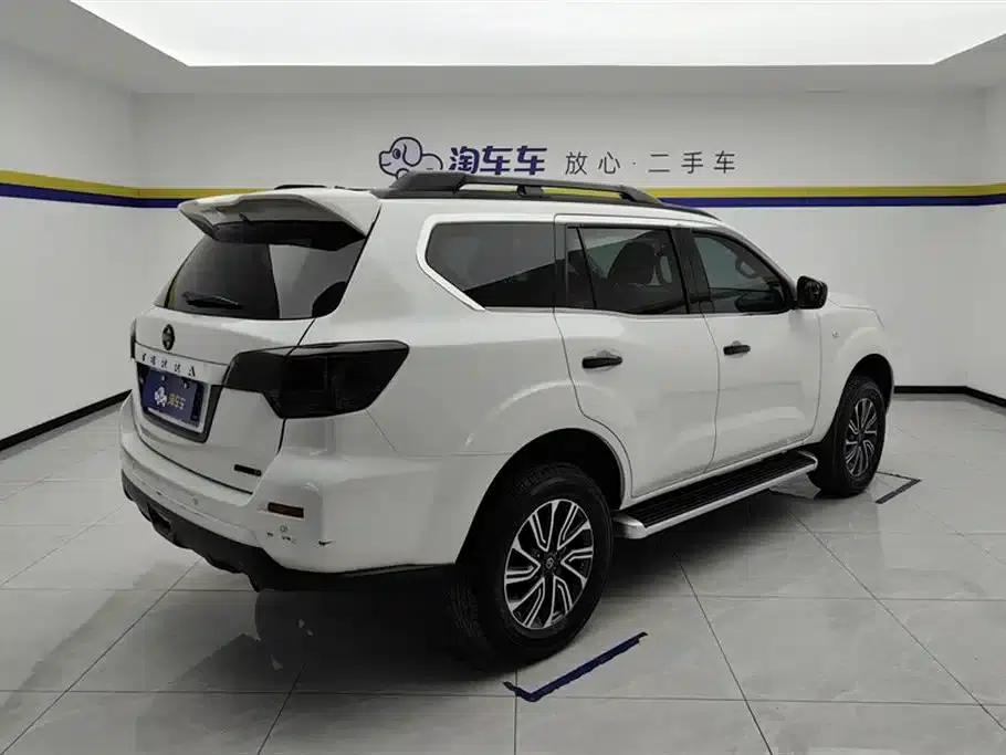 Nissan Terra 2020 2.5L XL Upper Automatic 2WD Luxury Edition — миниатюра 3