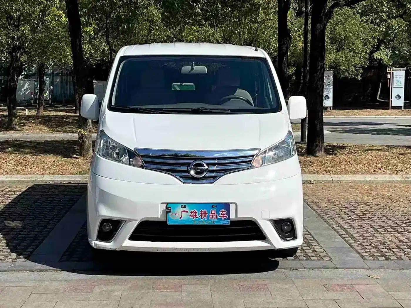 Nissan NV200 2018 1.6L CVT Luxury — миниатюра 5