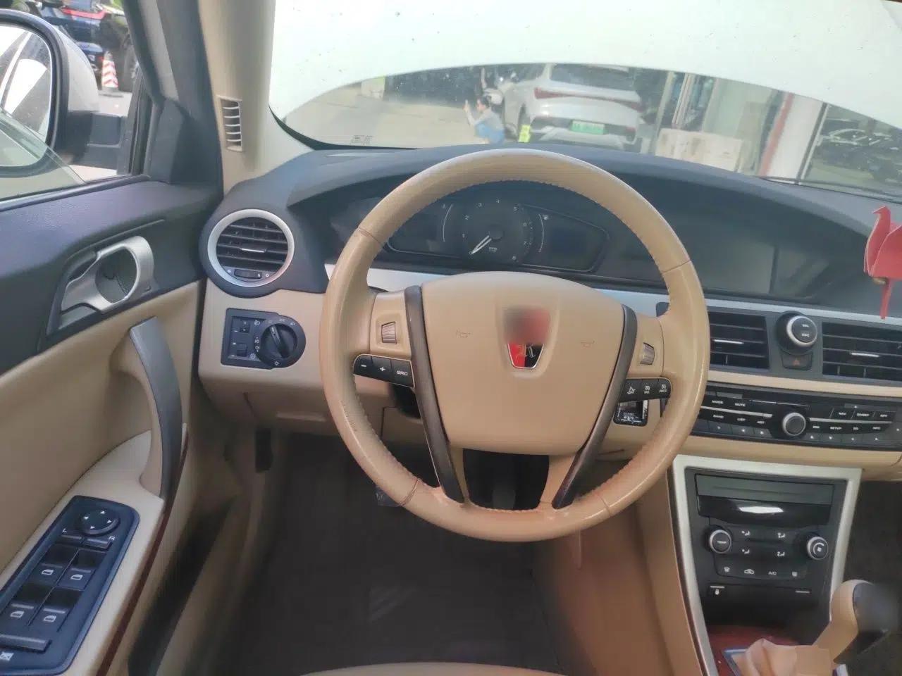 Roewe 550 2010 550S 1.8L Manual - Qiyi Edition — миниатюра 11
