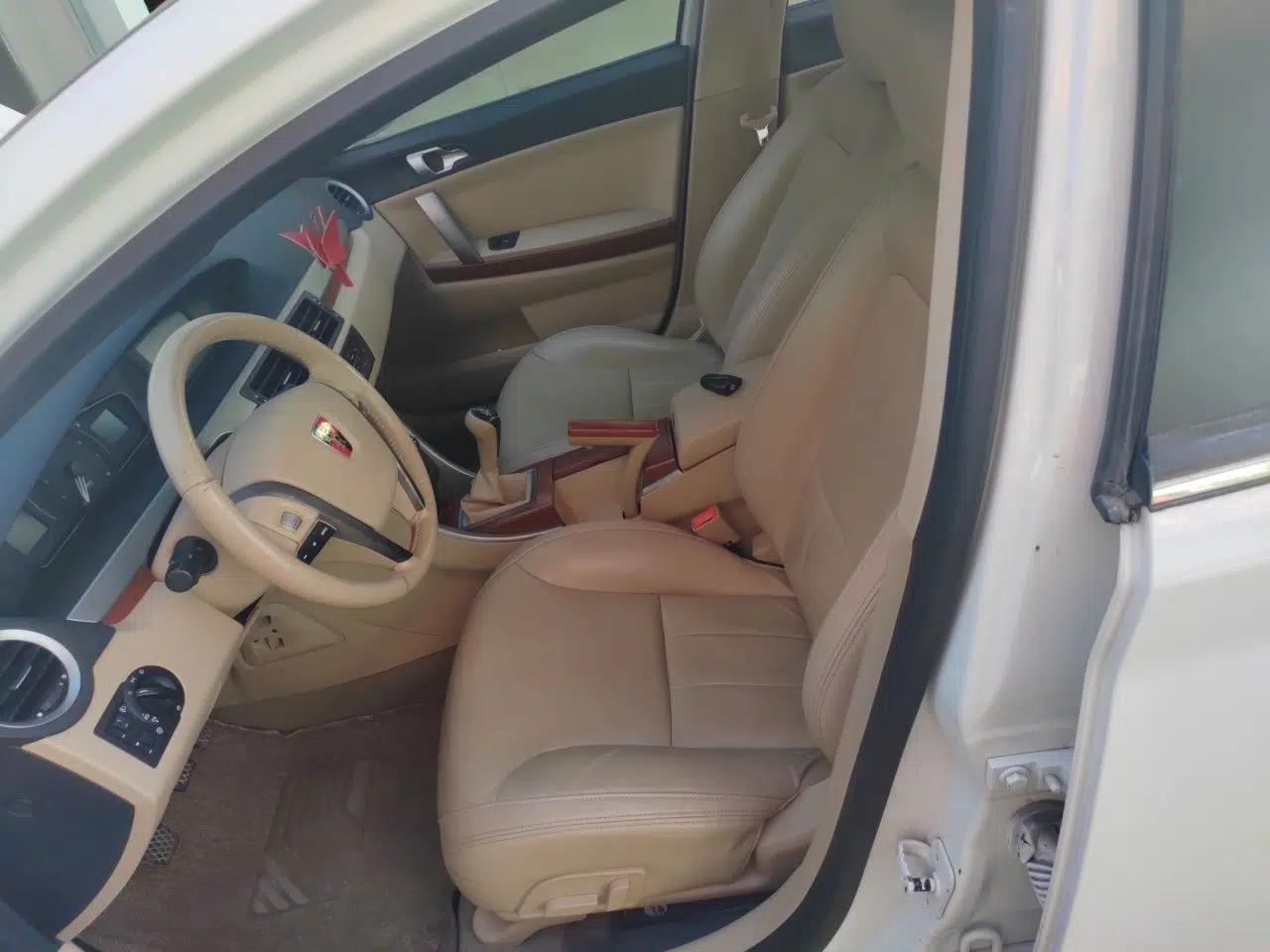 Roewe 550 2010 550S 1.8L Manual - Qiyi Edition — миниатюра 16