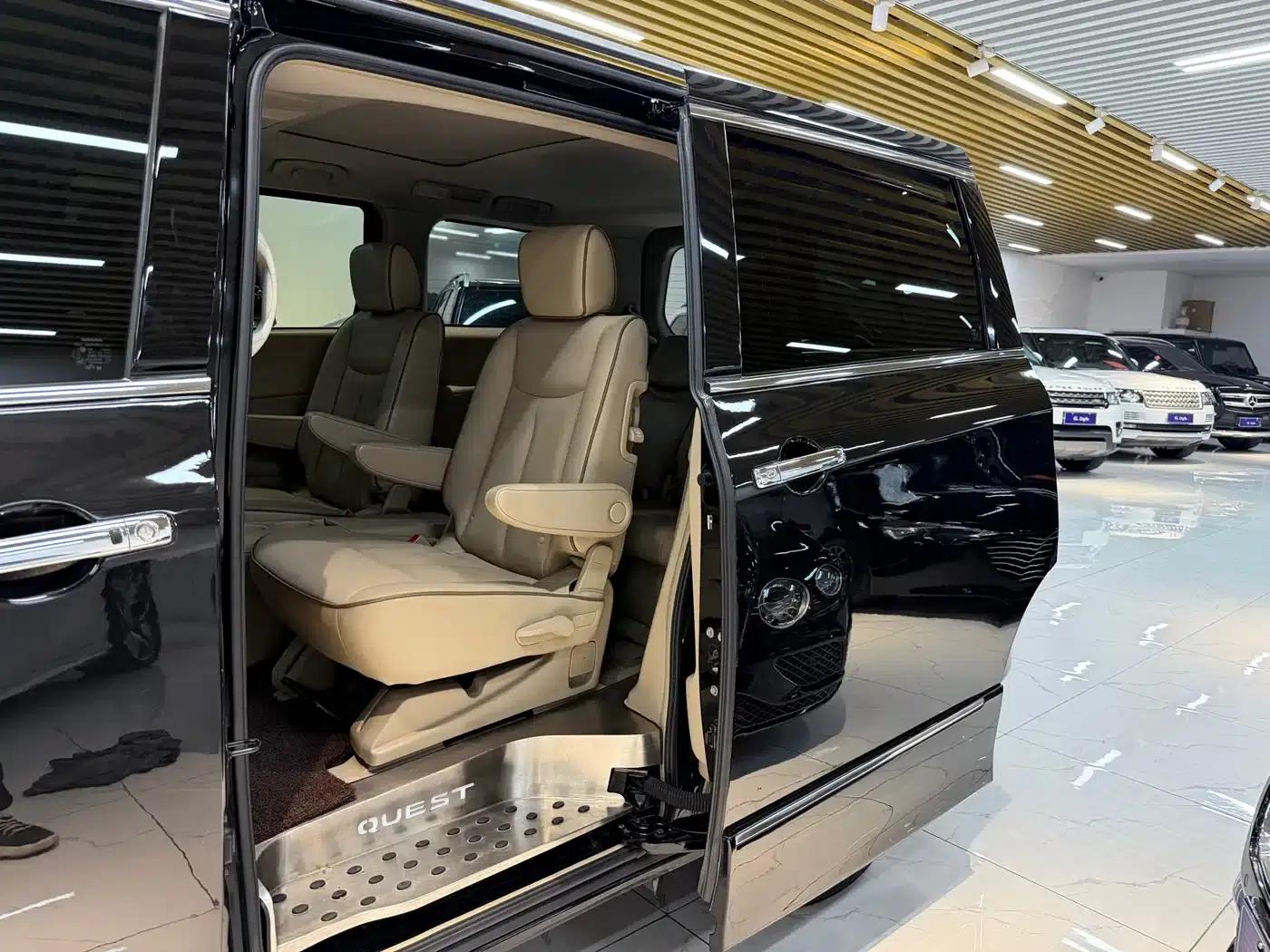 Quest 2015 3.5L SL — миниатюра 14