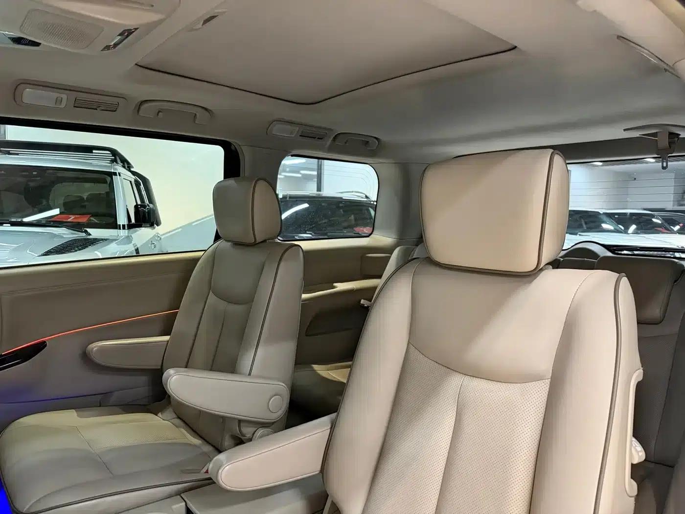 Quest 2015 3.5L SL — миниатюра 19
