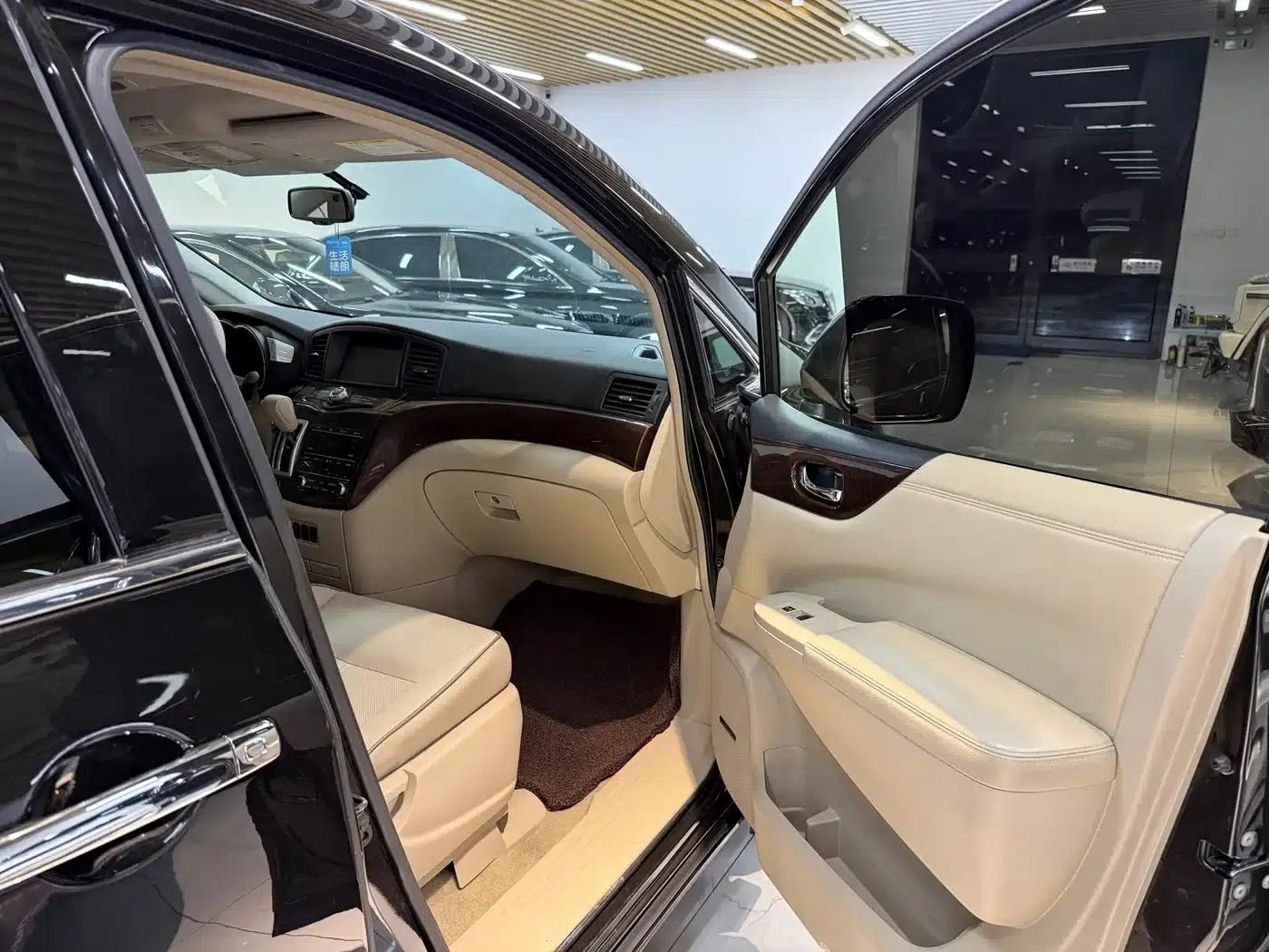 Quest 2015 3.5L SL — миниатюра 21