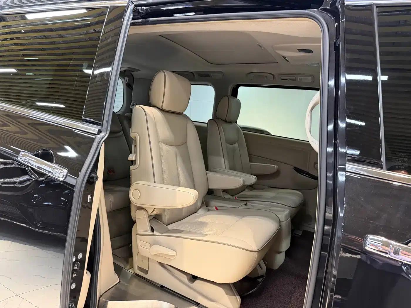 Quest 2015 3.5L SL — миниатюра 26
