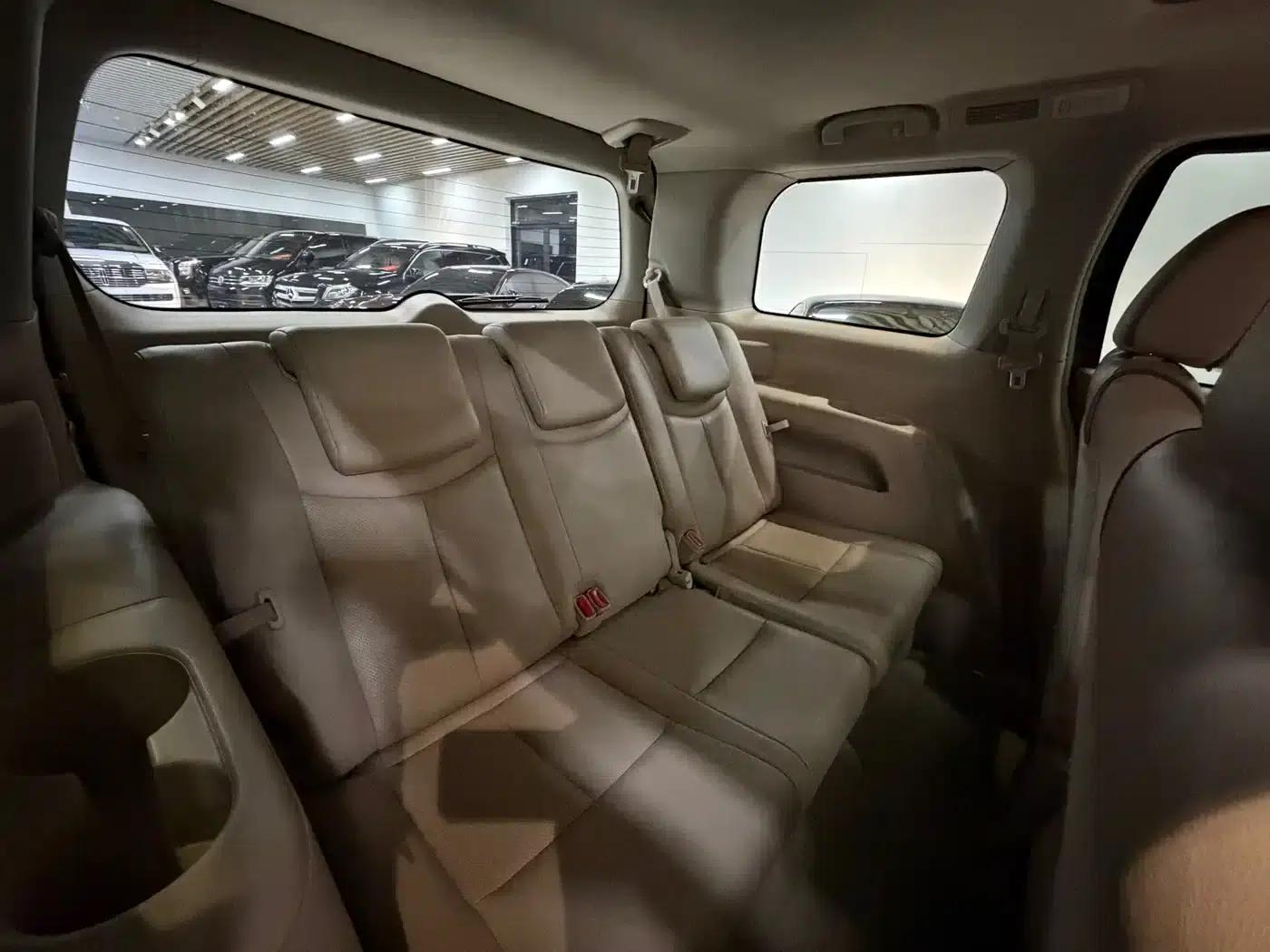 Quest 2015 3.5L SL — миниатюра 29