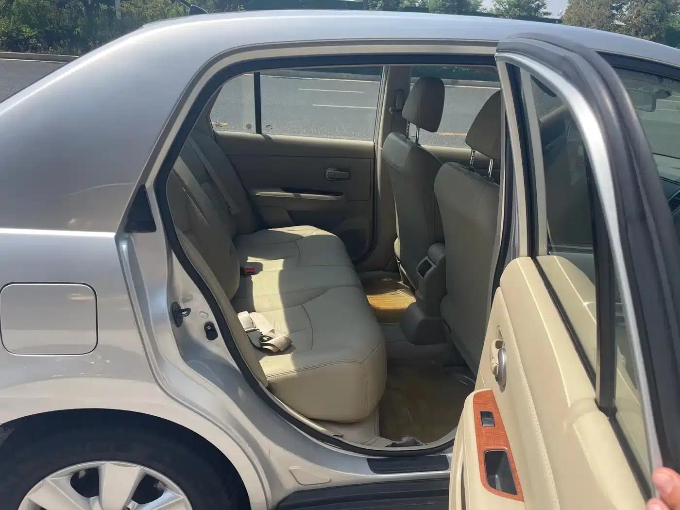 Tiida 2008 1.6L Automatic Intelligent — миниатюра 12