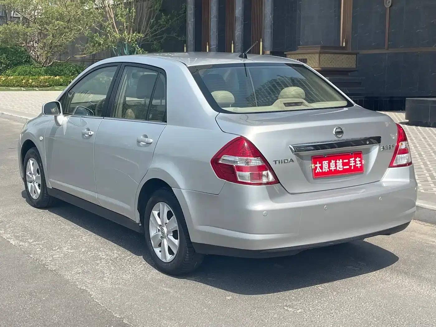 Tiida 2008 1.6L Automatic Intelligent — миниатюра 6