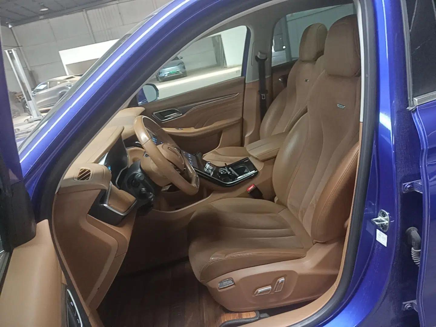 Roewe MARVEL X 2018 All-Wheel-Drive Model — миниатюра 18
